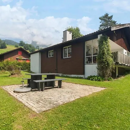 Thur Апартаменты *